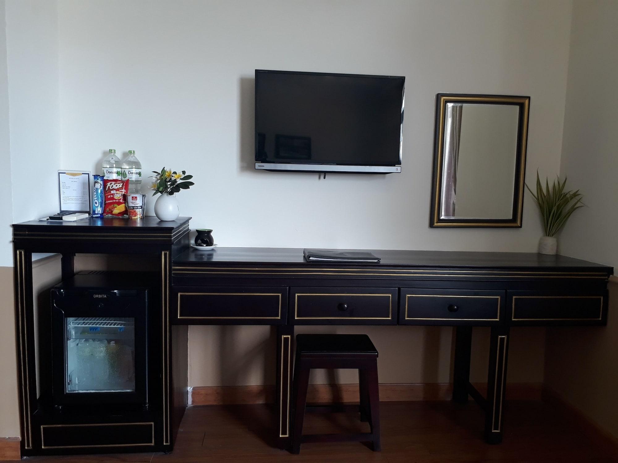 Boulevard Hotel Дуонг-Донг Экстерьер фото