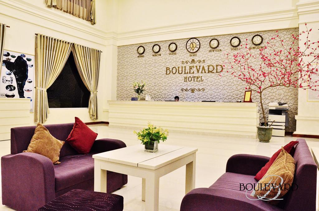 Boulevard Hotel Дуонг-Донг Экстерьер фото